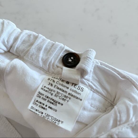 Babe & Tess boys white canvas shorts size 5 - Picture 4 of 5